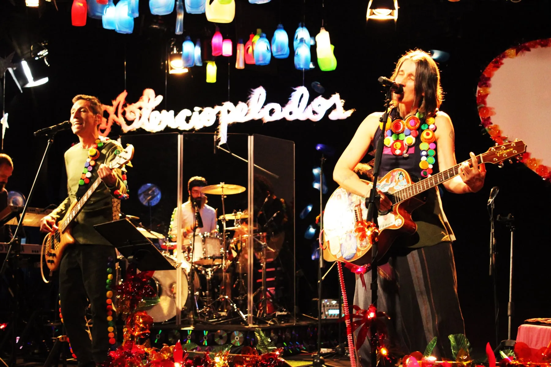 Aterciopelados band photograph