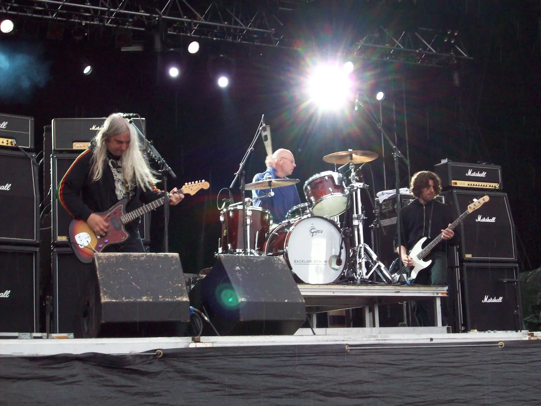 Dinosaur Jr. band photograph