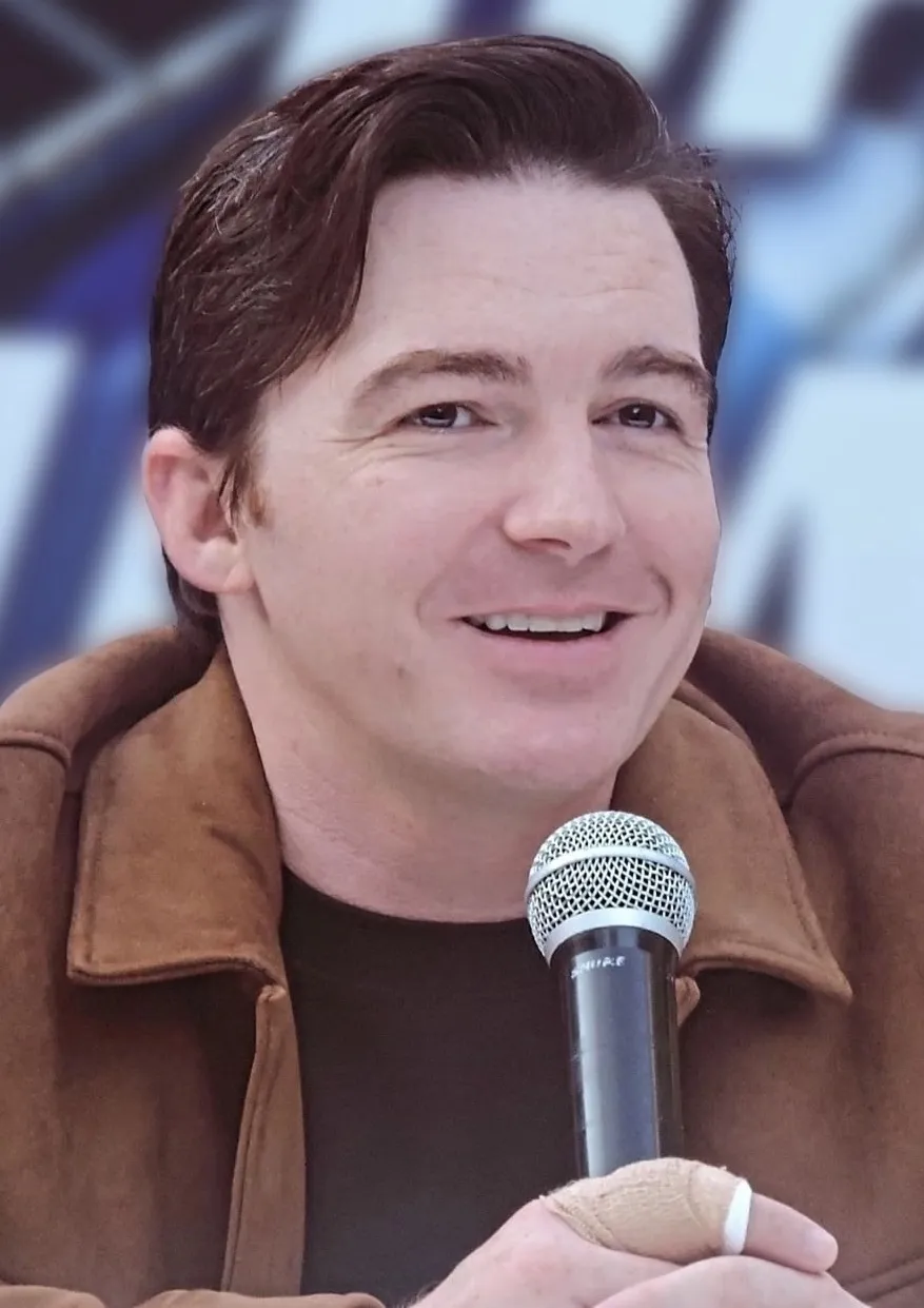 Drake Bell band photograph