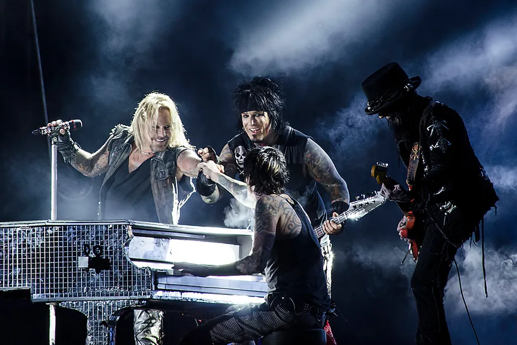 Mötley Crüe band photograph