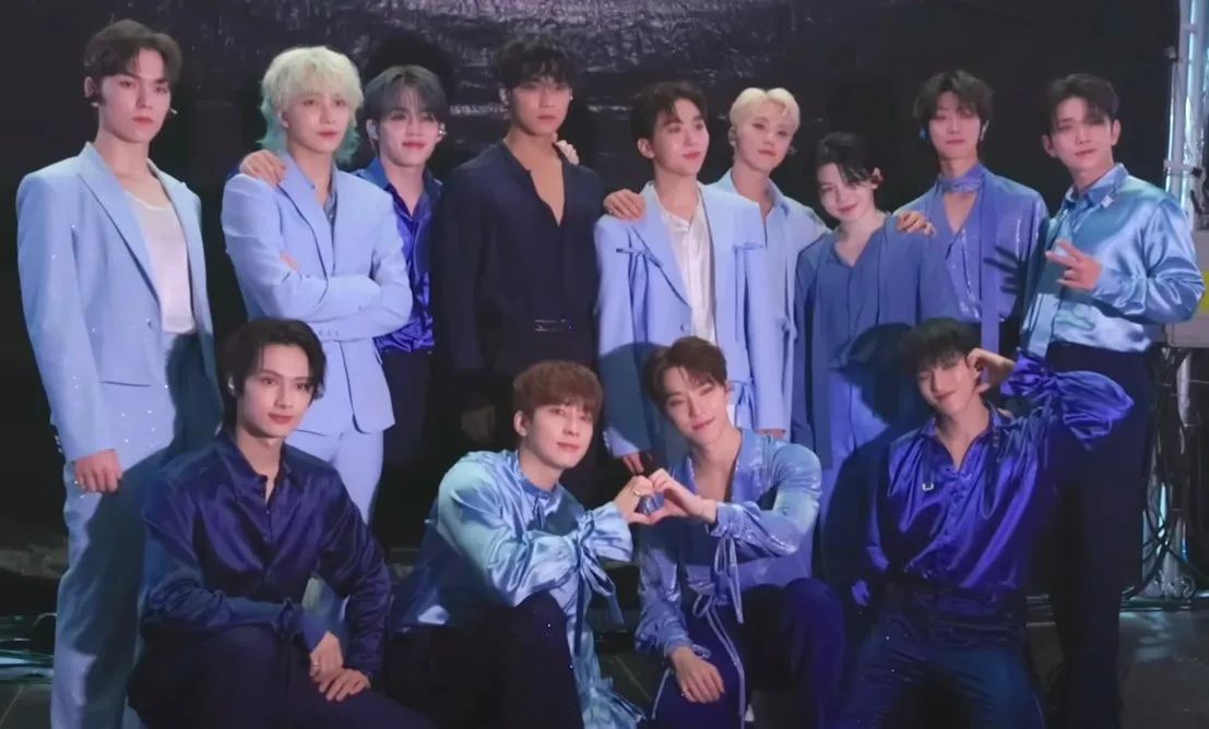 Seventeen band photograph