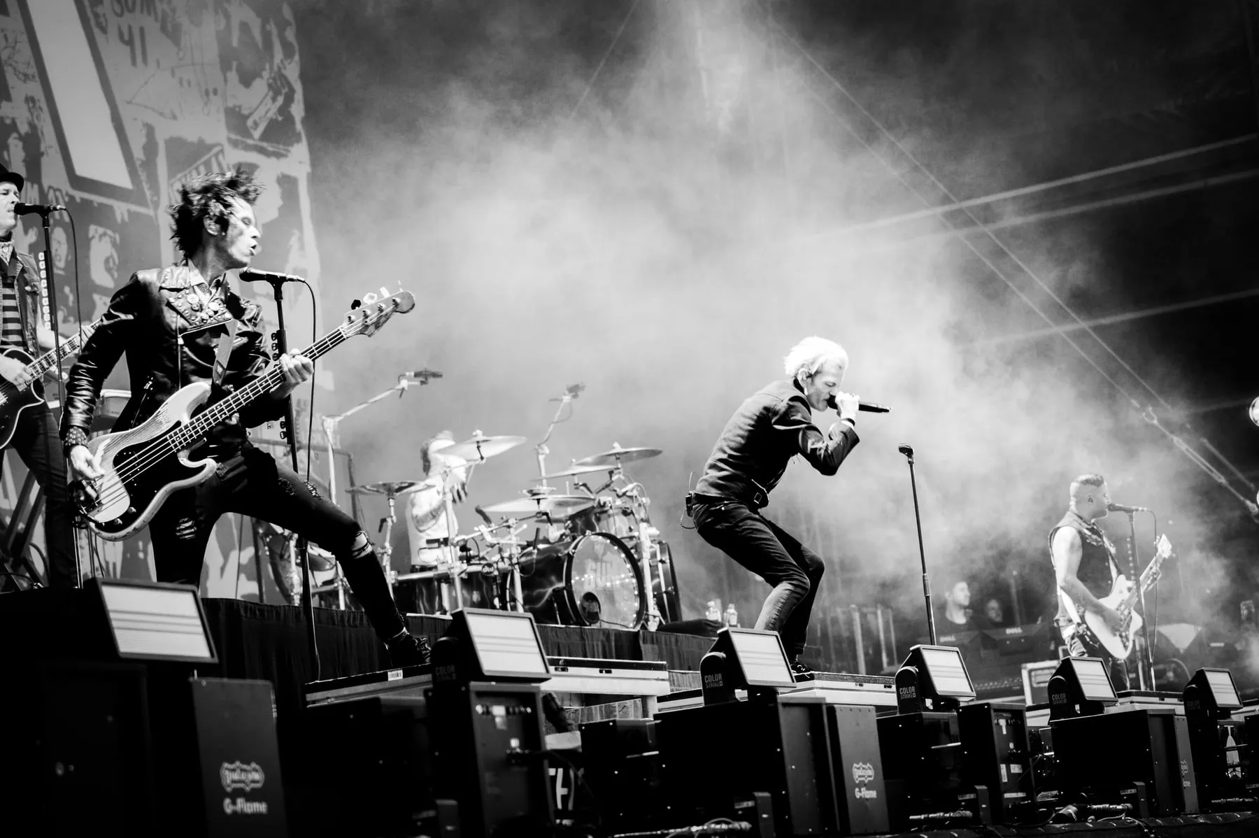 Sum 41 band photograph