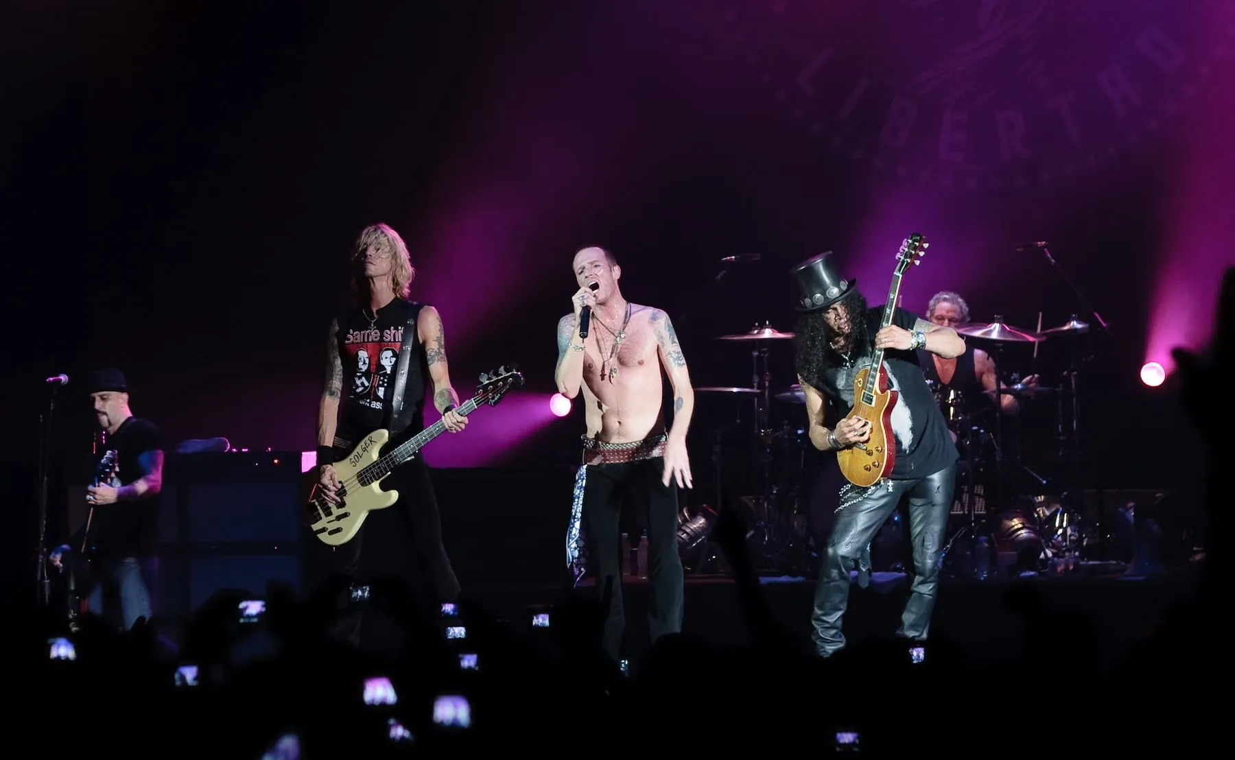 Velvet Revolver band photograph